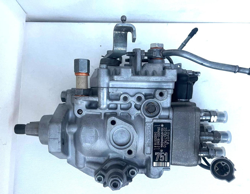 Toyota 1HZ 4.2L 096000-8360 Toyota 22100-17510 / 0960008360 Exchanged Diesel injection pump
